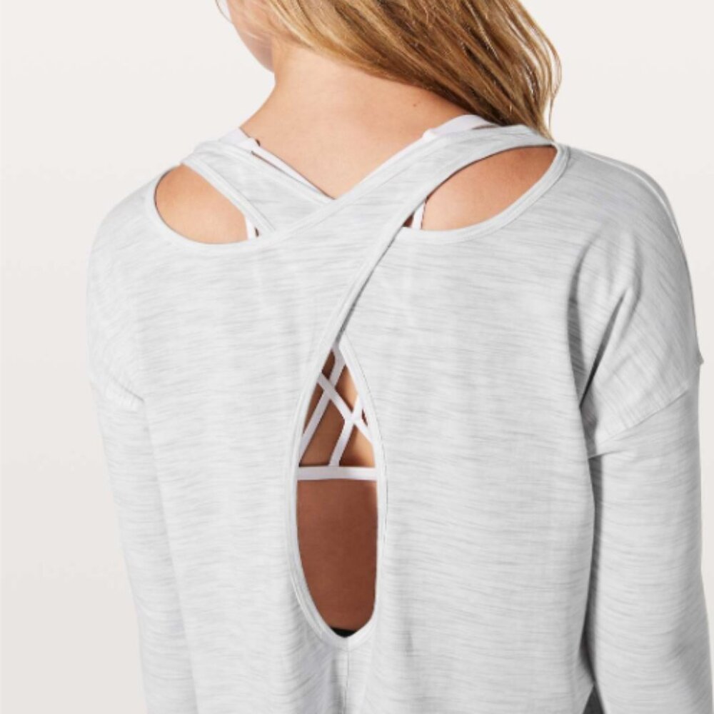 LULULEMON Back Into It Top Gray White 10